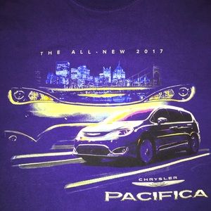 2017 Chrysler Pacifica Tee